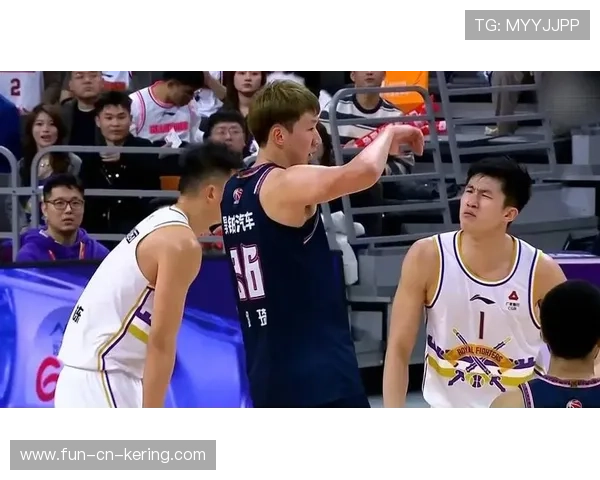 CBA 球员压哨三分改写比赛结局