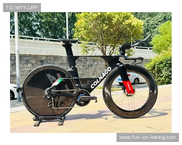 自行车爬坡段爆发惊人力量甩掉主车群 自行车爬坡段爆发惊人力量甩掉主车群